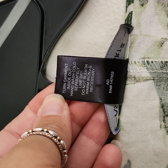 Ashley Stewart tropical palm print true wrap top, long sleeve, linen summer top - Picture 5 of 8